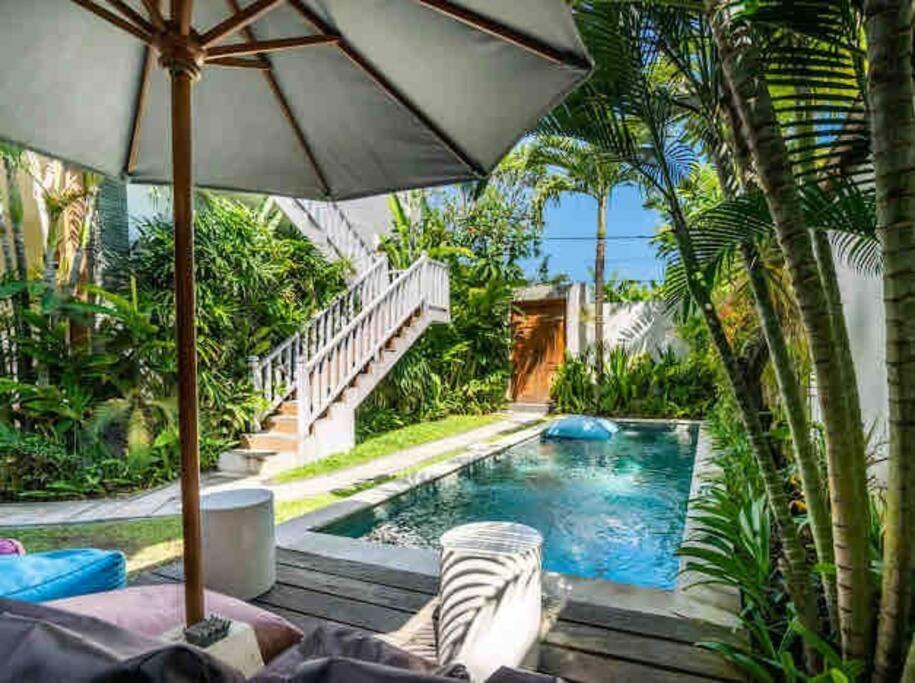 Kubu Guest House Seminyak Exterior foto